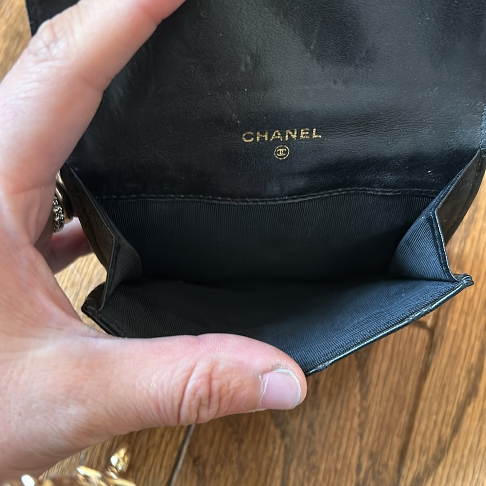 Chanel Matelasse Quilted Lambskin Compact Wallet - Picture 9 of 10